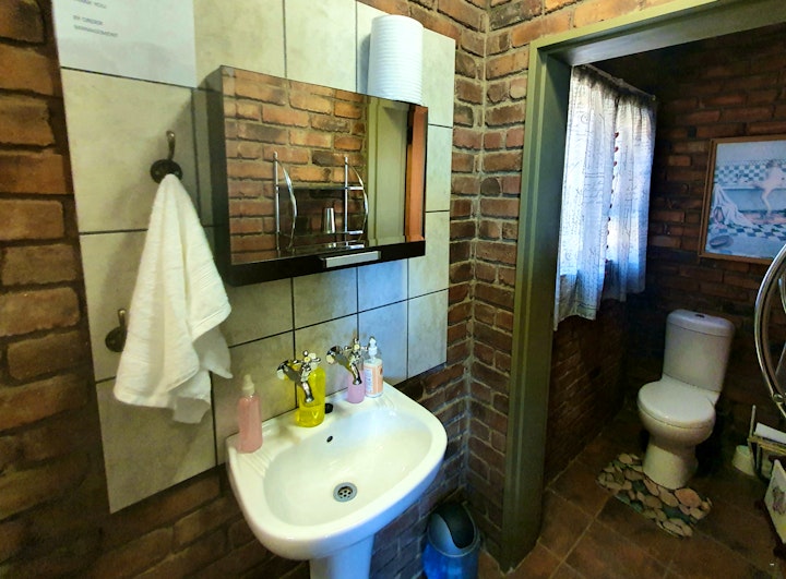 Mpumalanga Accommodation at Doringpoort: Lemoentjiedoring 1621 Self-catering Accommodation | Viya