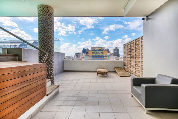 Western Cape Accommodation at Trendy City Balcony Apartment 804 | Viya