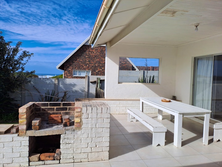 Eastern Cape Accommodation at Laid Back Family Beach House | Viya