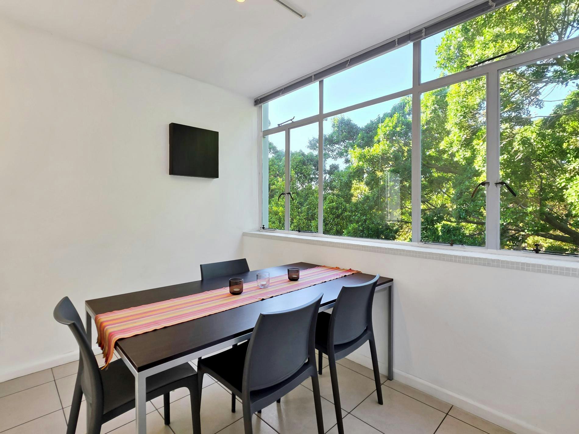 St Martini Gardens Balcony Apartment image no 5 of 41
