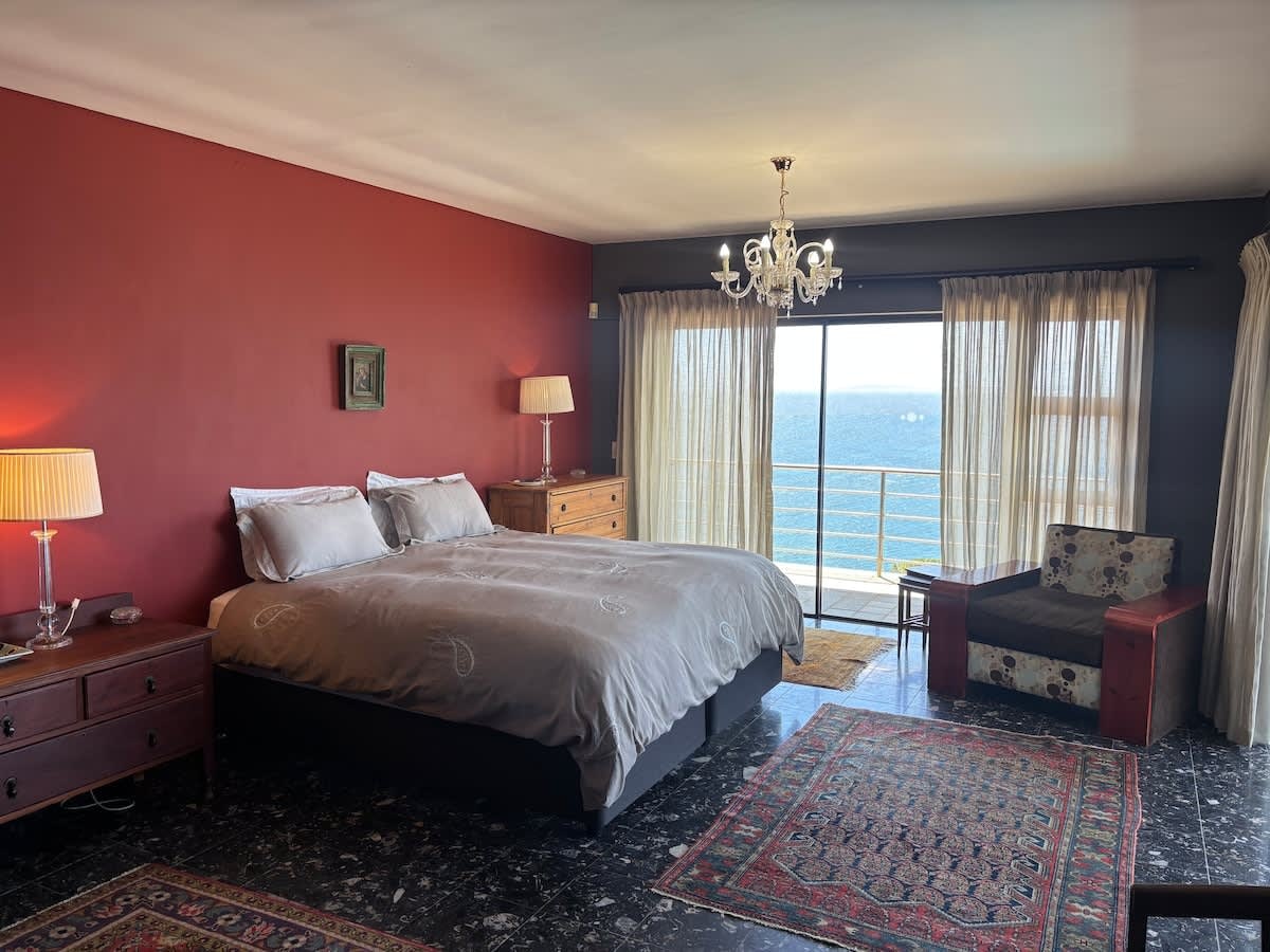 Gordon's Bay Villa with Sea and Mountain Views image no 9 of 38