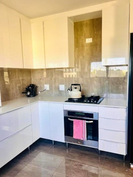 Northern Suburbs Accommodation at 59 on Letchworch | Viya