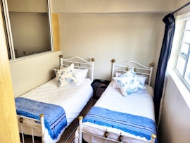 Struisbaai Accommodation at Struishof 2 | Viya