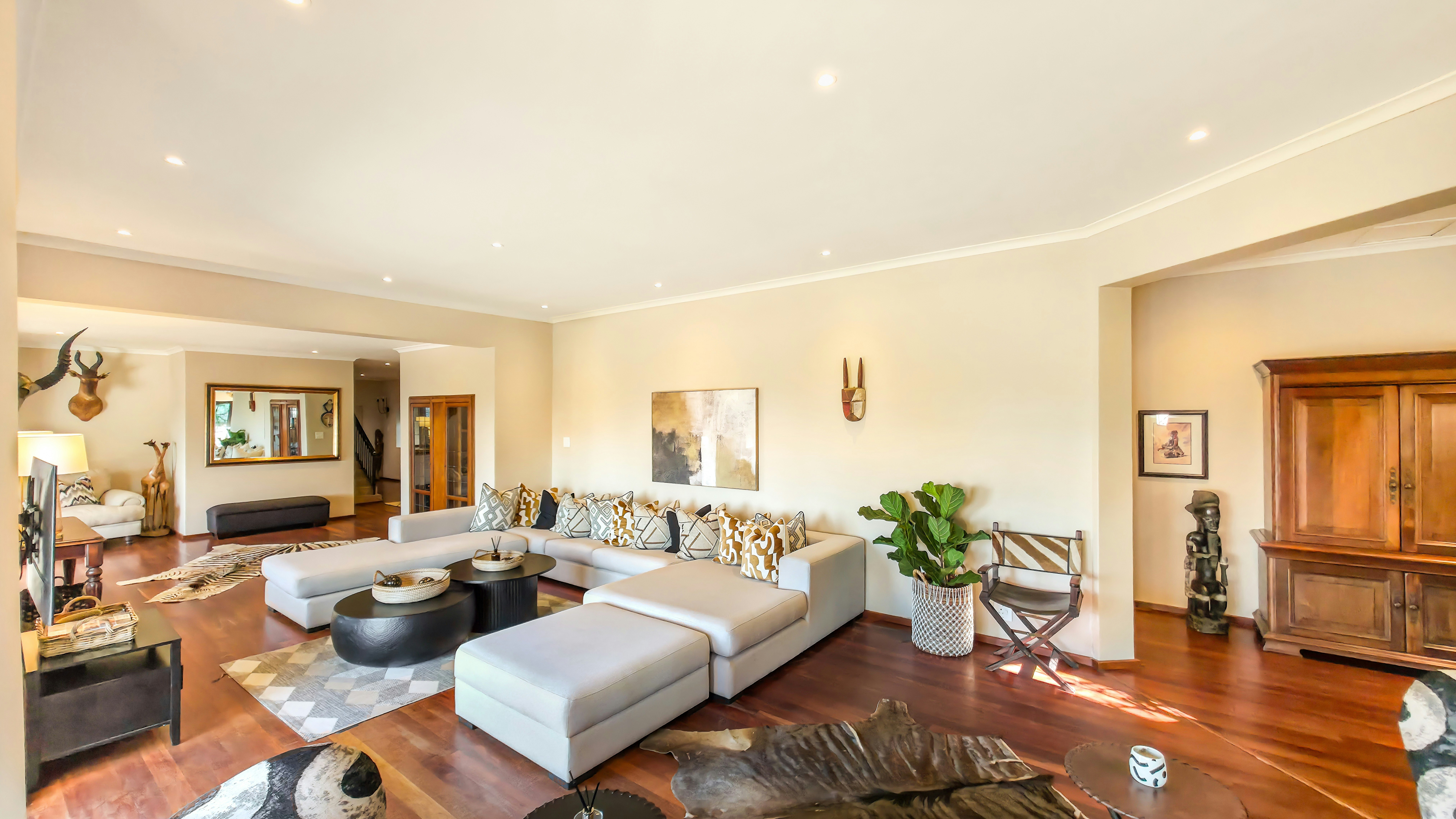 Ikhaya Safari Lodge image no 4 of 18
