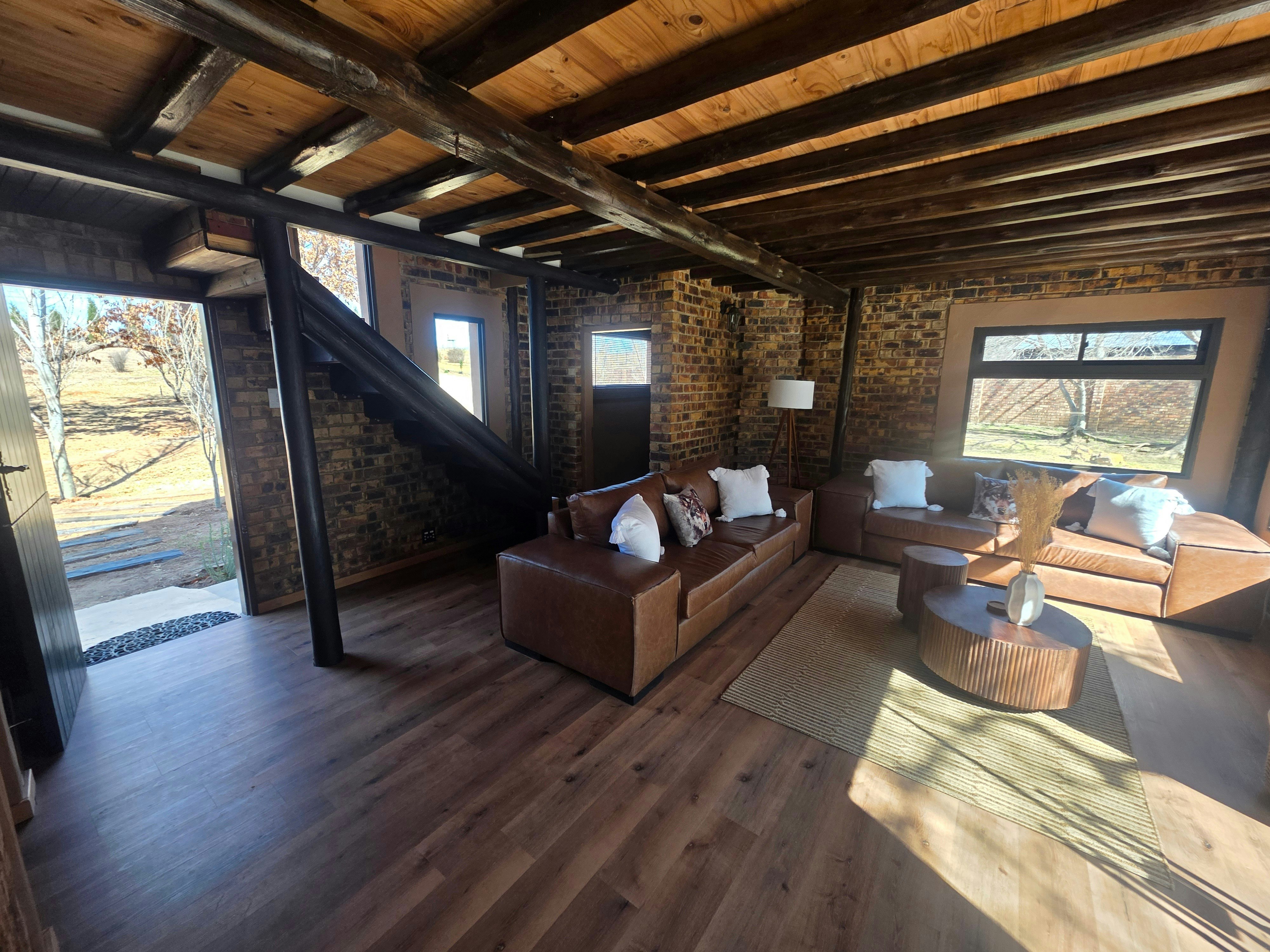 Lux Fur Cabin image no 44 of 60