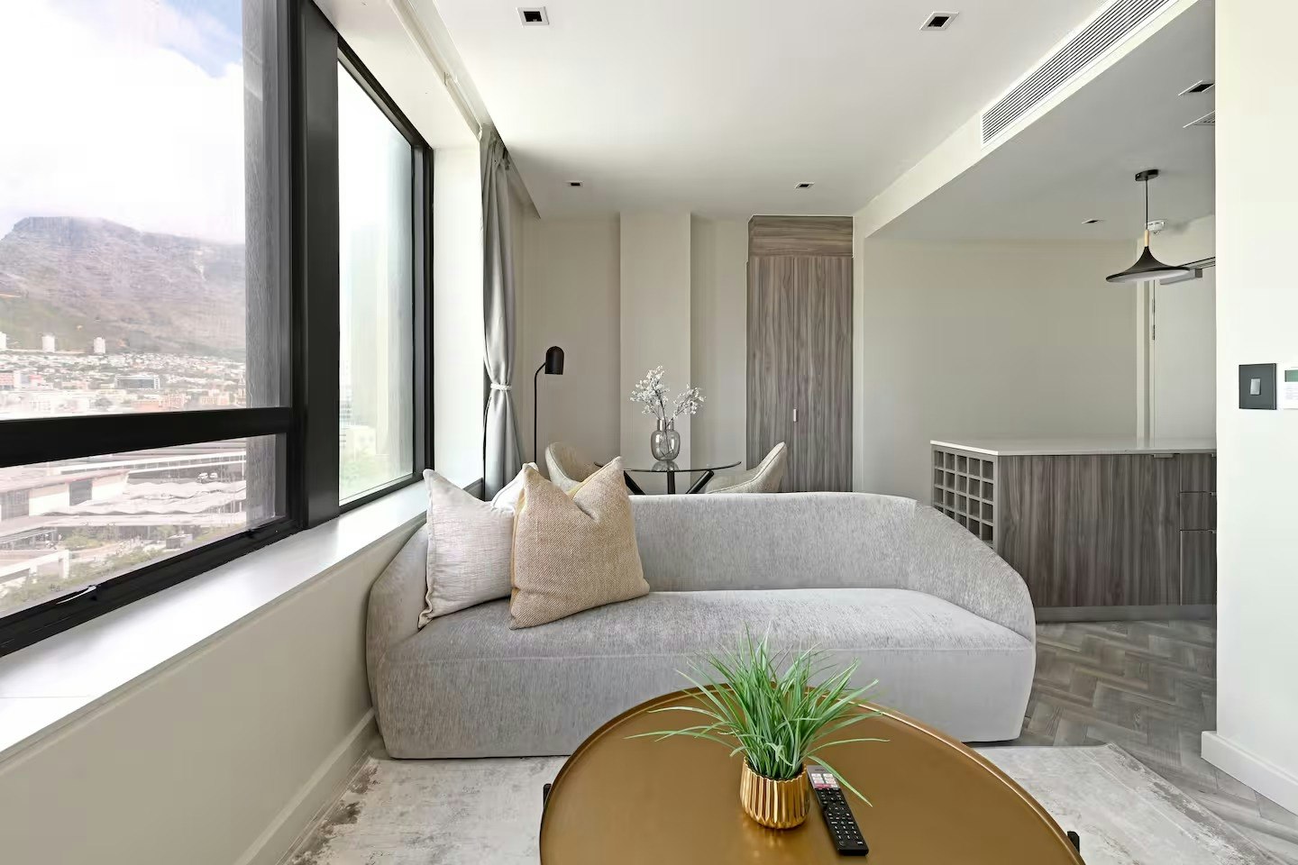 Skye @ Foreshore Place image no 14 of 27