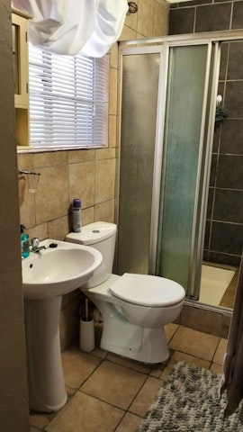 West Rand Accommodation at Tuin Woonstel | Viya