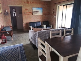 Struisbaai Accommodation at Lisa 17 | Viya