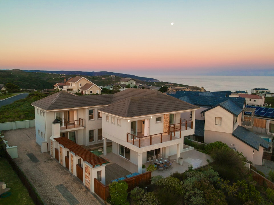 Garden Route Accommodation at  | Viya