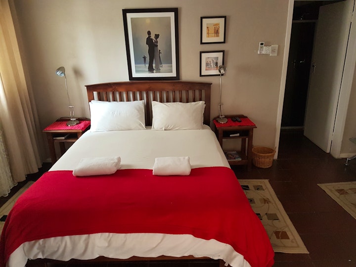 Karoo Accommodation at Crane Cottage | Viya