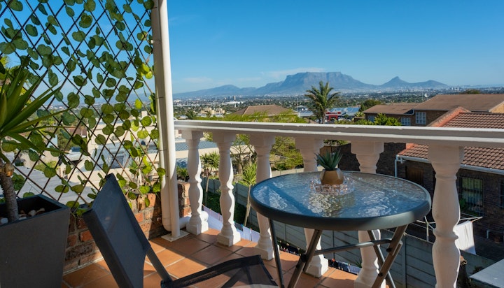 Cape Town Accommodation at Plattekloof Premium Lodge | Viya