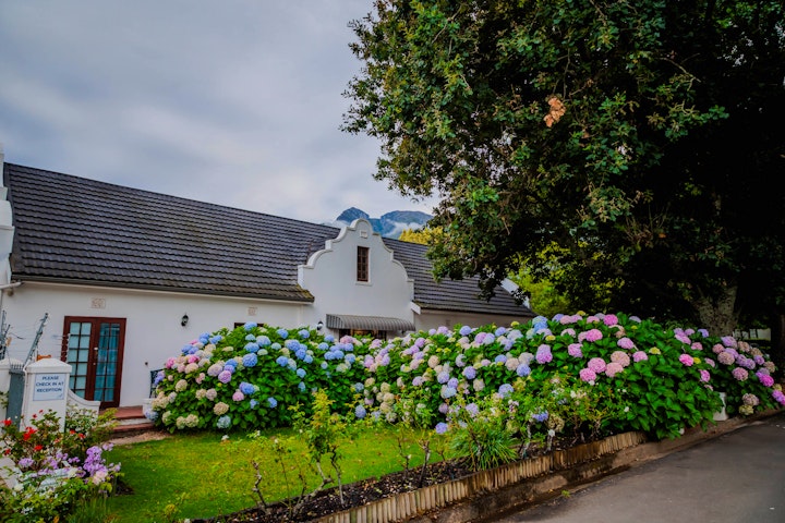 Western Cape Accommodation at Aan de Oever Guest House | Viya