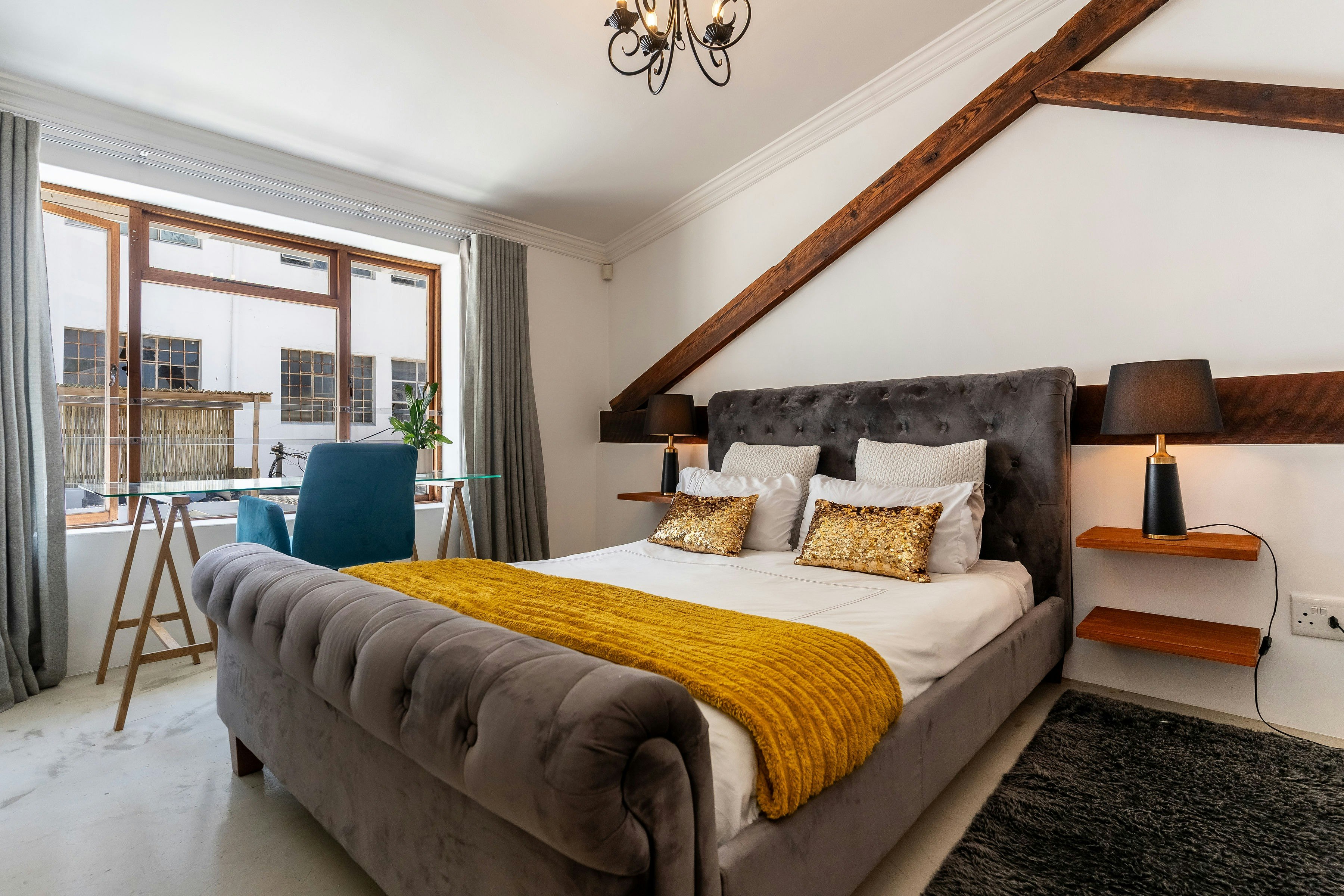 Modern Rustic Gem at the Foot of Table Mountain image no 25 of 32
