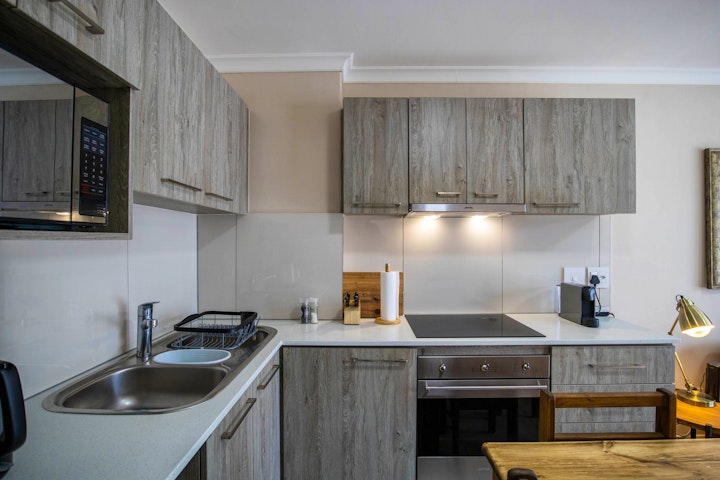 Western Cape Accommodation at Chapel Towers 79 by CTHA | Viya