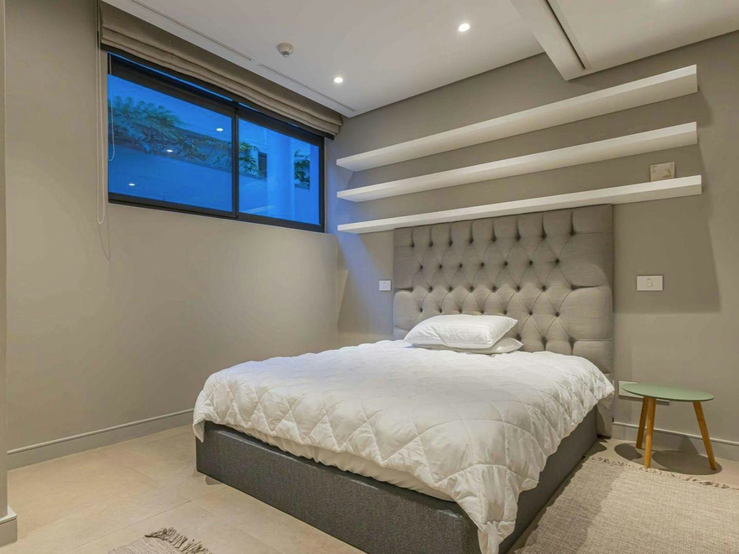 Mountain Marina - Three Bedroom Premier 7 image no 5 of 16