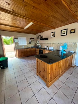 Jeffreys Bay Accommodation at  | Viya