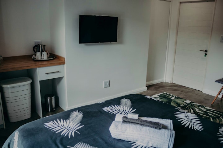 Garden Route Accommodation at The Door Fifty4 | Viya