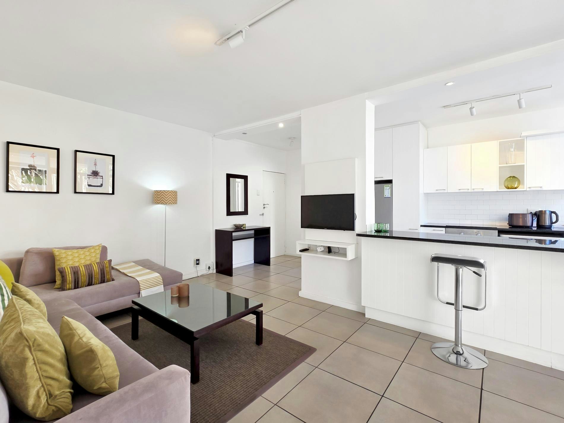St Martini Gardens Patio Apartment image no 6 of 41