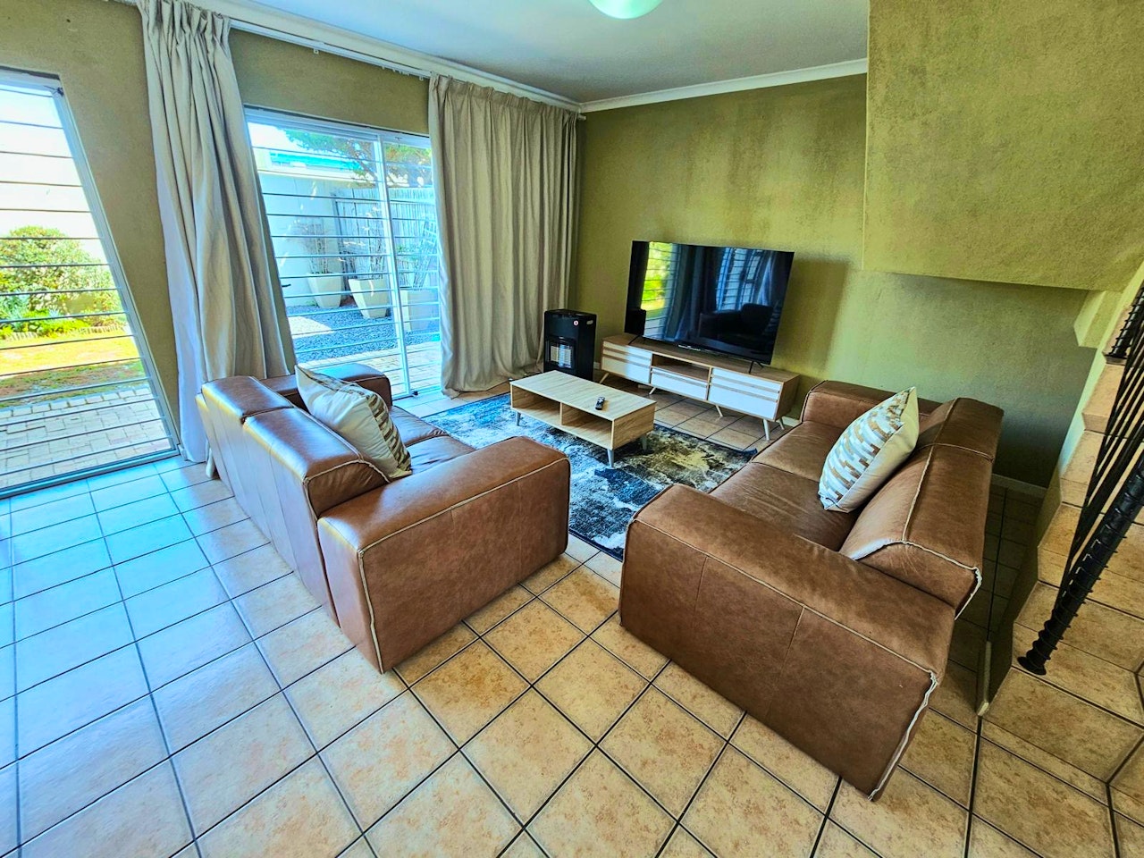 Bloubergstrand Accommodation at  | Viya