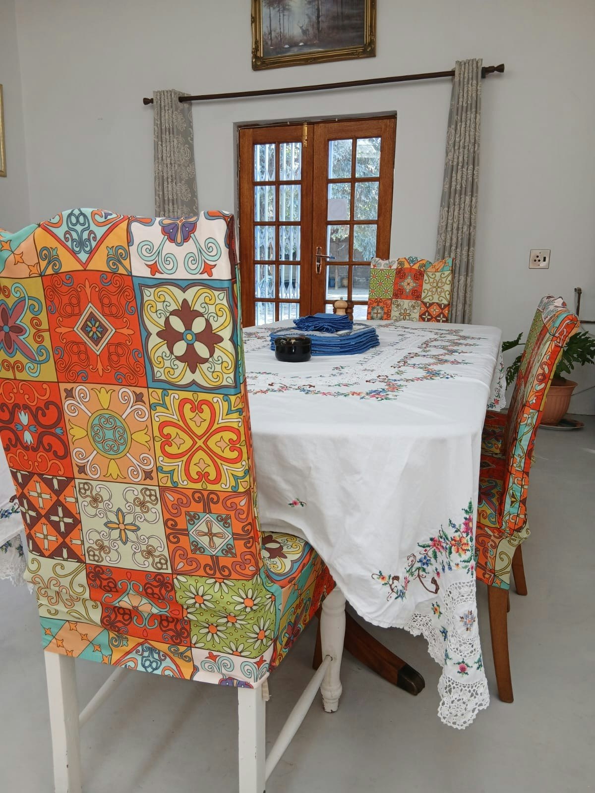 Comfortable Off-Grid Home with Nostalgic Furnishings image no 3 of 24