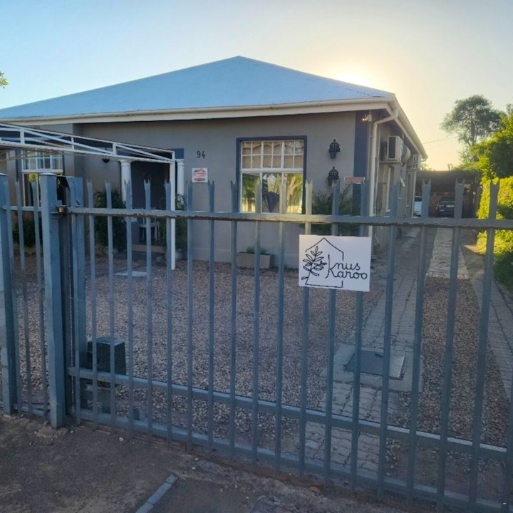 Western Cape Accommodation at Knus Karoo Selfsorg Akkommodasie | Viya