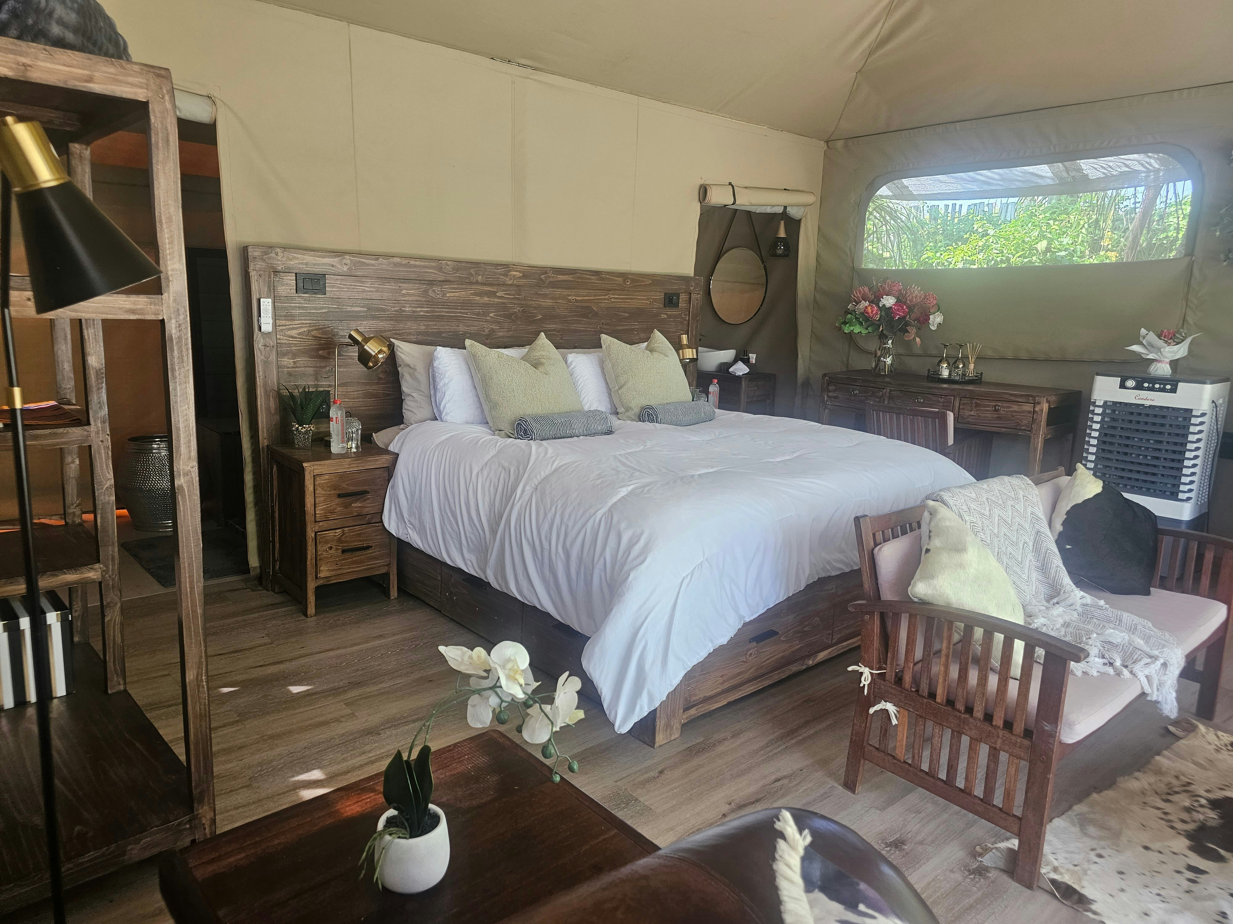 Rose cottage Luxury Tented Suite image no 8 of 25