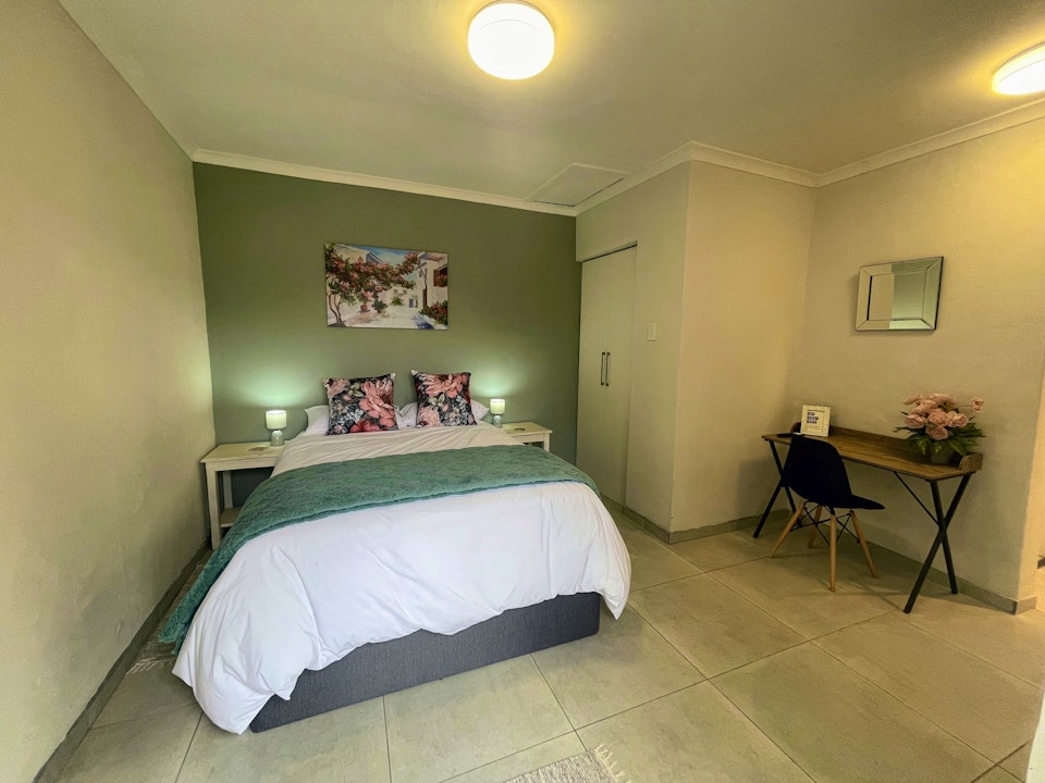 Northern Suburbs Accommodation at  | Viya