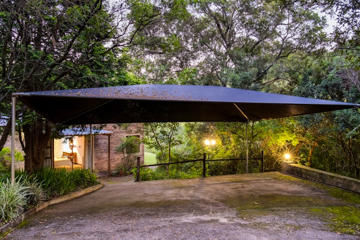 Champagne Castle Accommodation at Drakensberg Creek Cottage & Drakensberg Vultures View | Viya