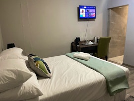 Gauteng Accommodation at Retro Guesthouse | Viya