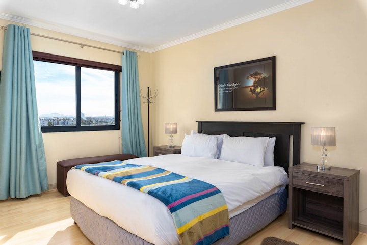 Cape Town Accommodation at Knightsbridge E404 | Viya