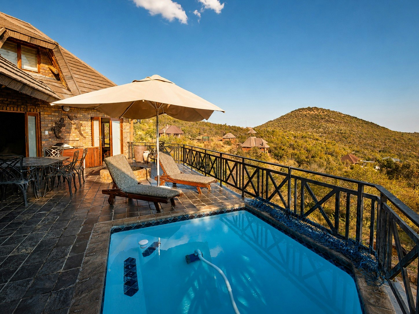 Mafuta Lodge - 228 image no 4 of 24