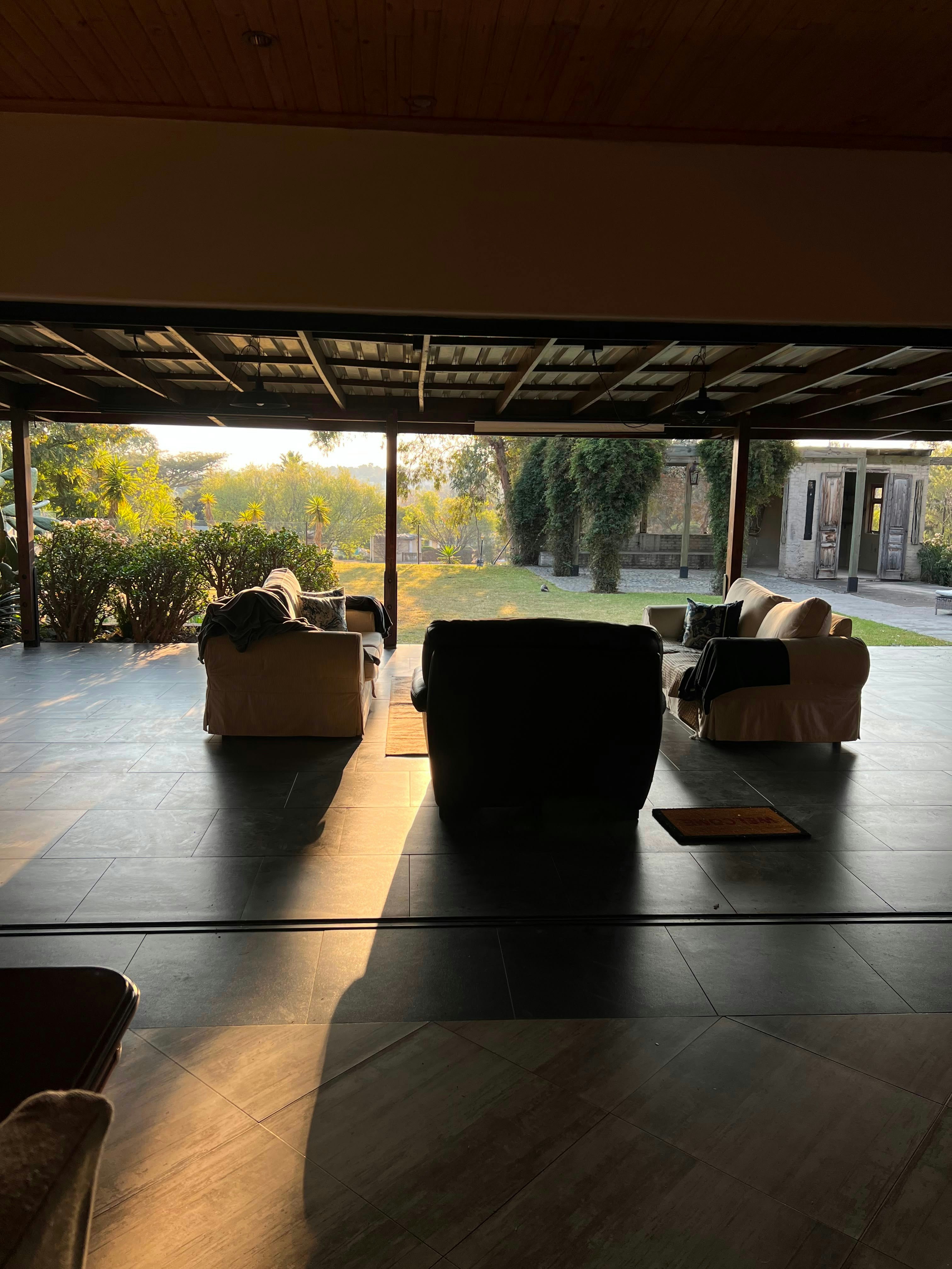 FollyFoot Manor Boutique Estate image no 1 of 8