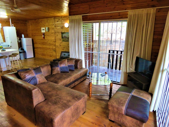 Panorama Route Accommodation at Viewpoint Lodge & Safari Tours | Viya