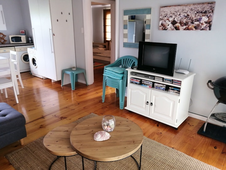 Jeffreys Bay Accommodation at Home Abalone | Viya