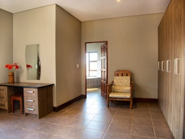 Limpopo Accommodation at Makhato Lodge 62 | Viya