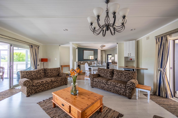 Garden Route Accommodation at Close to Beach | Viya