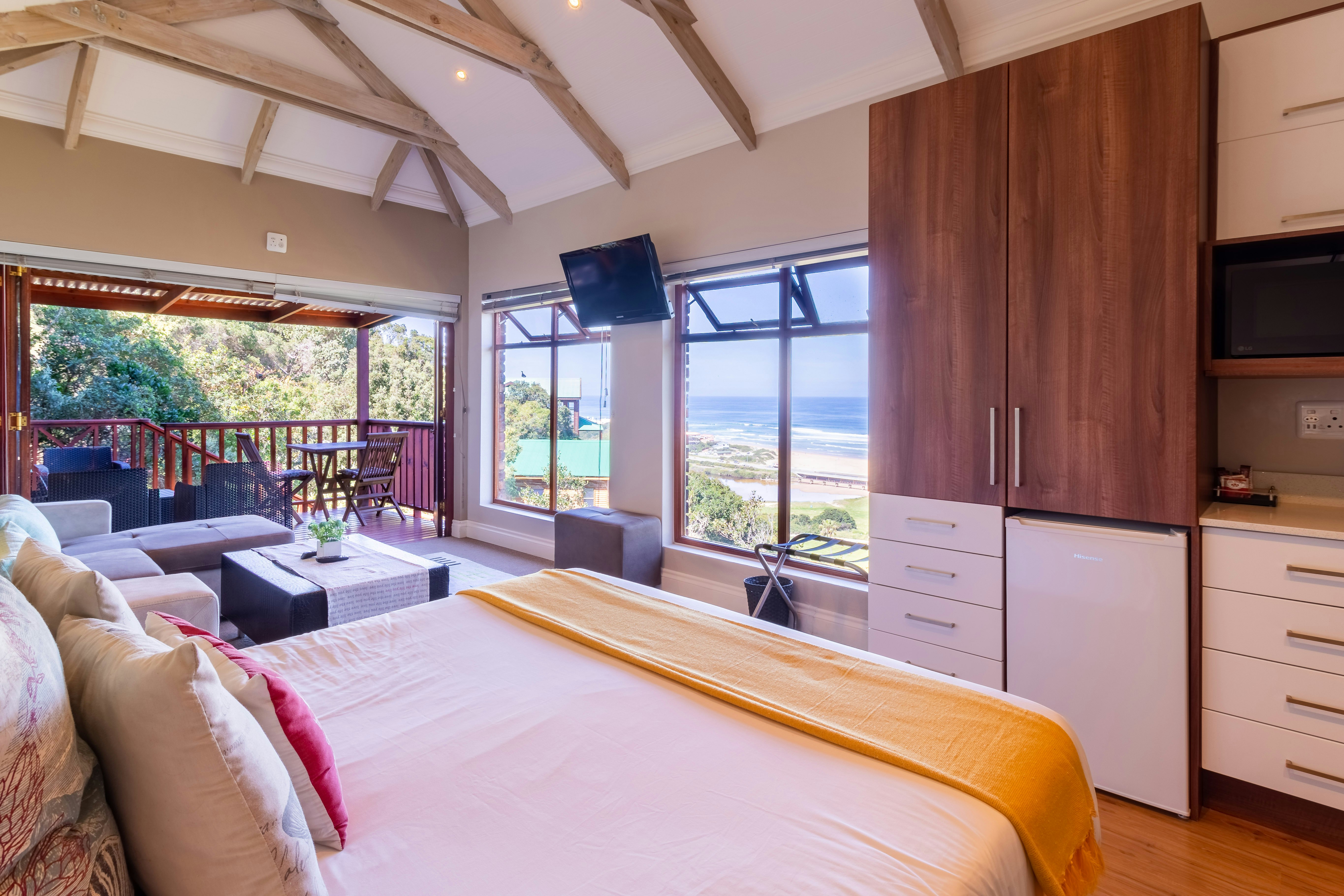 Boardwalk Lodge Self-catering | LekkeSlaap