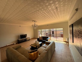 Pretoria East Accommodation at Lea's Waterkloof Apartments | Viya