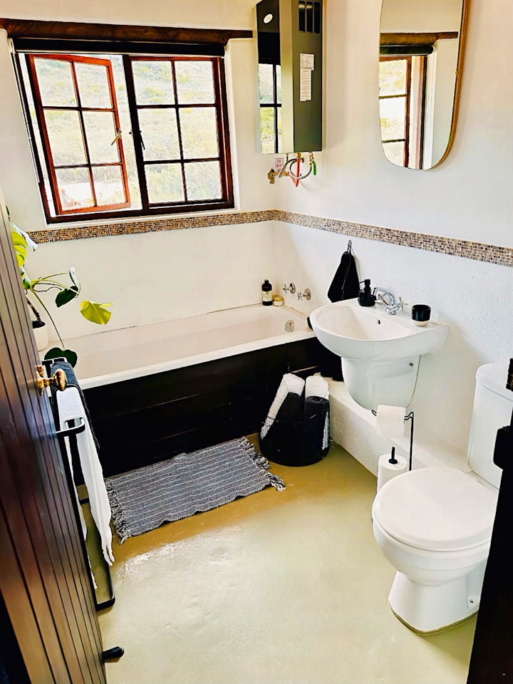 Western Cape Accommodation at Kawakawas Cottage | Viya