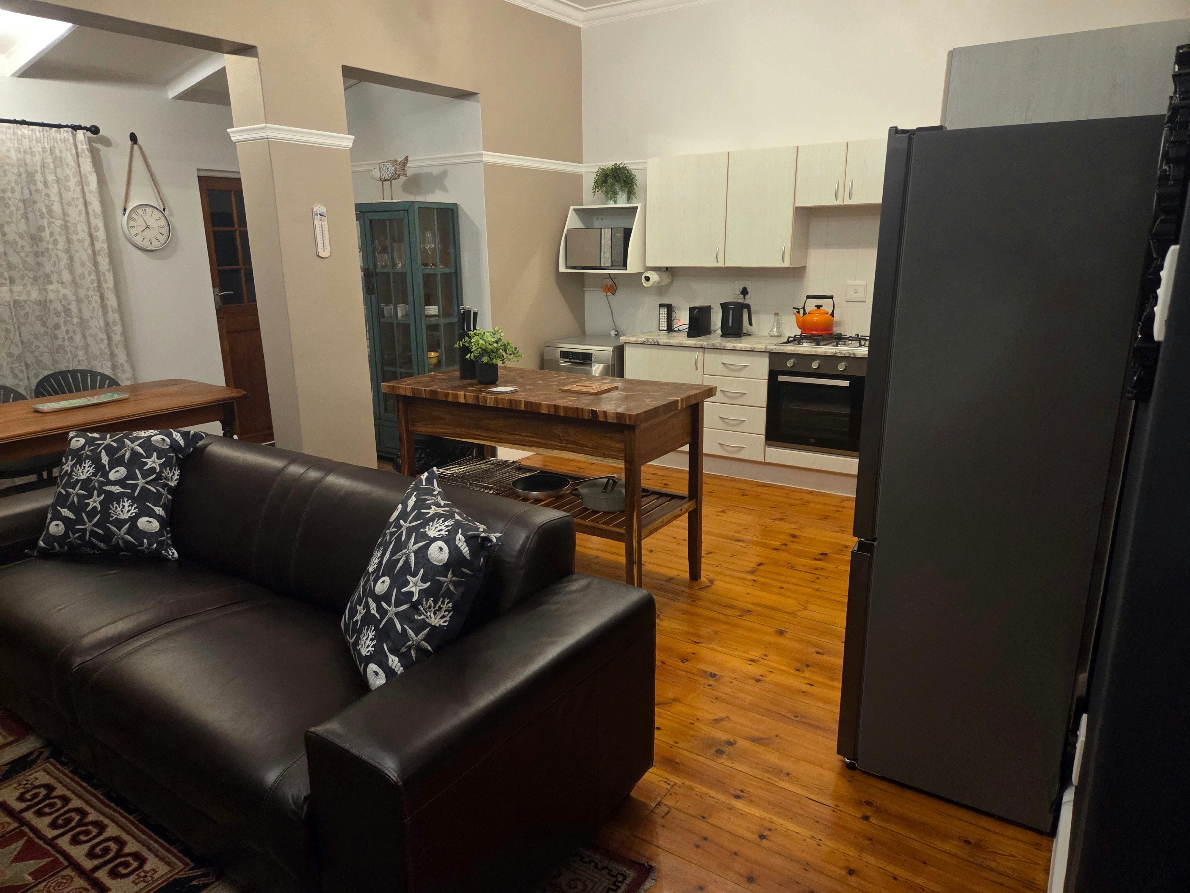Beach Street Self-Catering image no 8 of 26