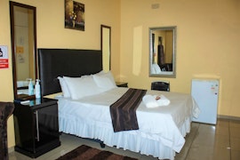 Bendor Accommodation at  | Viya