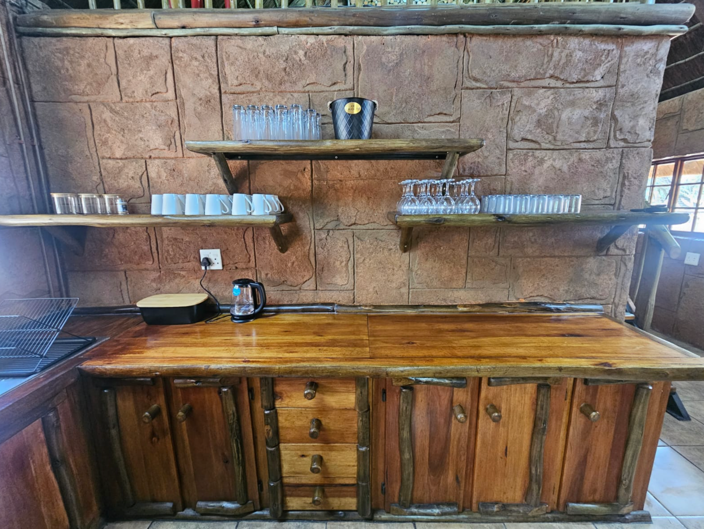 Wild Thorn Bush Lodge image no 16 of 22