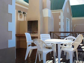 Jeffreys Bay Accommodation at Claptons 33 | Viya