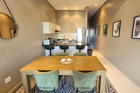 Bloubergstrand Accommodation at  | Viya