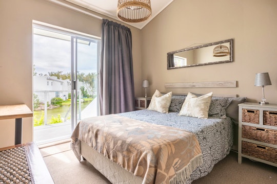 Southern Suburbs Accommodation at  | Viya