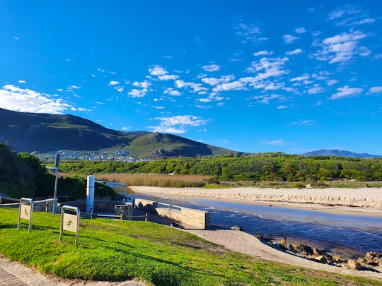 Hermanus Accommodation at  | Viya