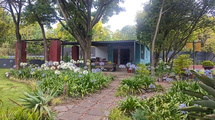 Johannesburg Accommodation at Coaches Corner Cottage | Viya