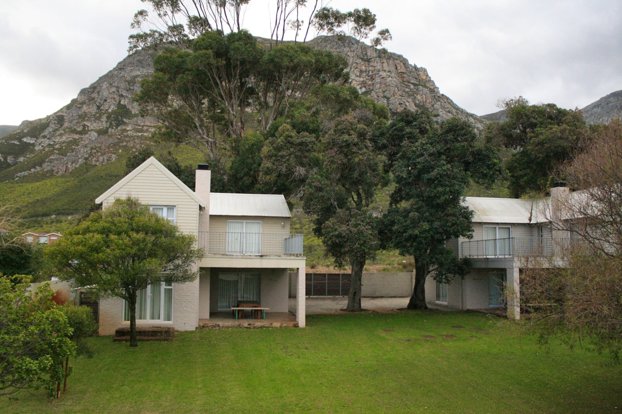 Hermanus Accommodation at  | Viya