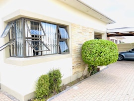 Northern Suburbs Accommodation at Executive Accommodation | Viya