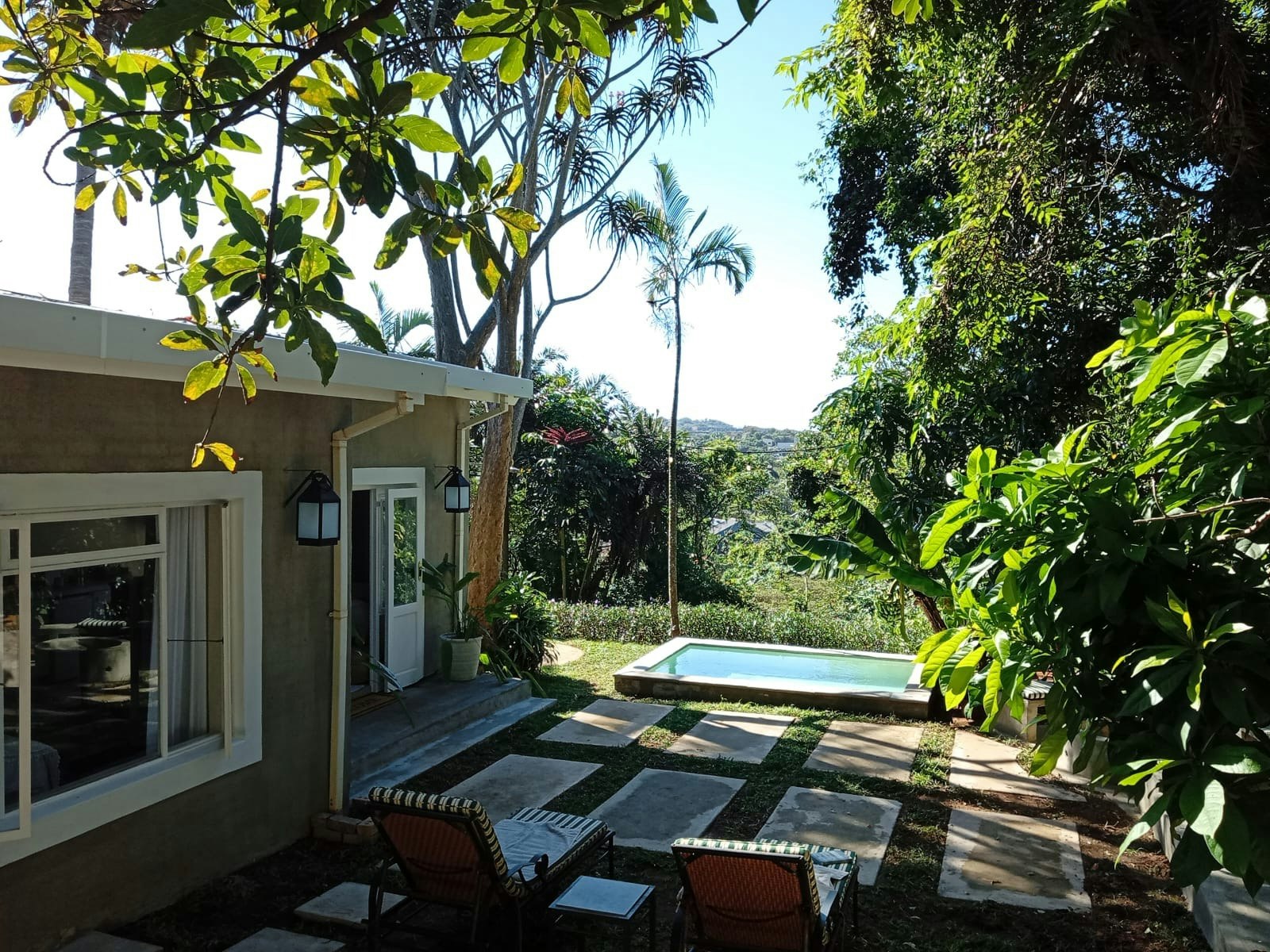 CocoMo Boutique Coastal Garden Studio image no 17 of 19